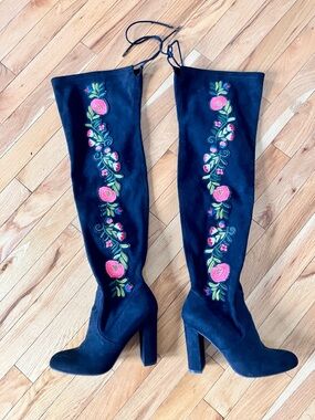 Over-the-Knee Black Boots with Pink Floral Embroidery
